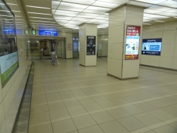 大阪メトロ谷町線天満橋駅からの地下連絡通路
